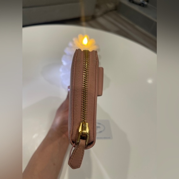 Prada Pink Saffiono Leather Long Wallet Front Bow Ribbon w Authentic Prada Card - Picture 4 of 14